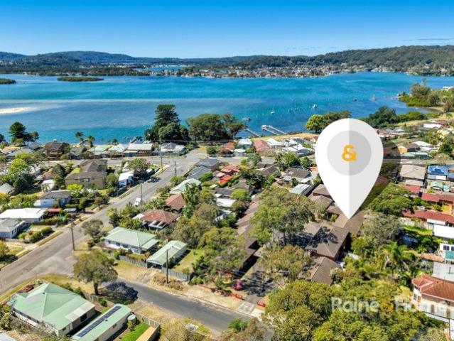 Villa for sale in Blackwall, Woy Woy