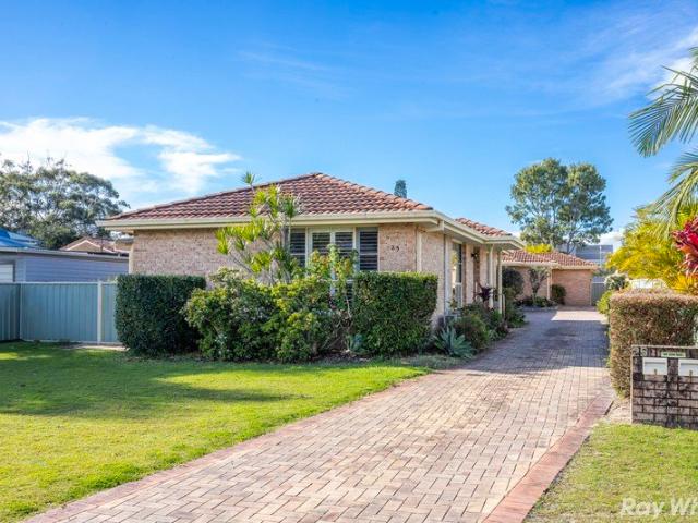 Villa for sale in Tuncurry, New South Wales