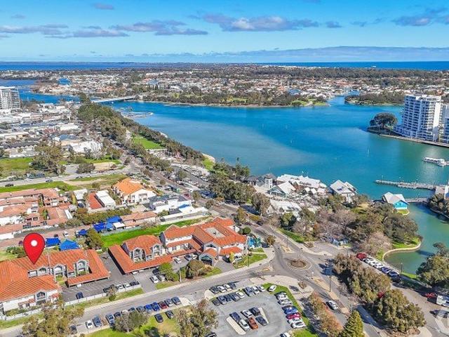 Apartment for sale in Parklands, Western Australia