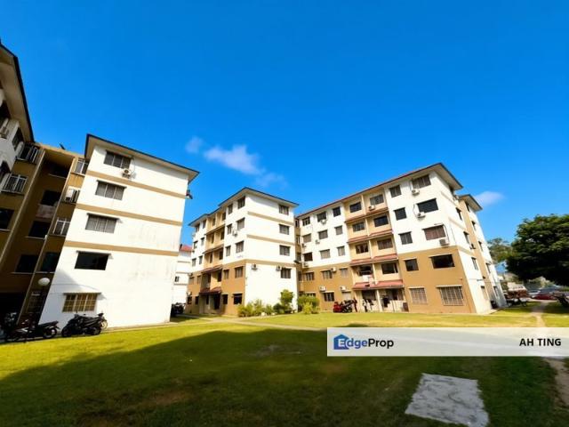 Flat for sale in Bandar Johor Bahru, Johor