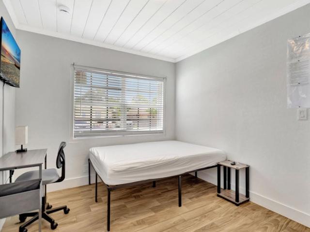 Room for rent in Riviera Beach, Florida