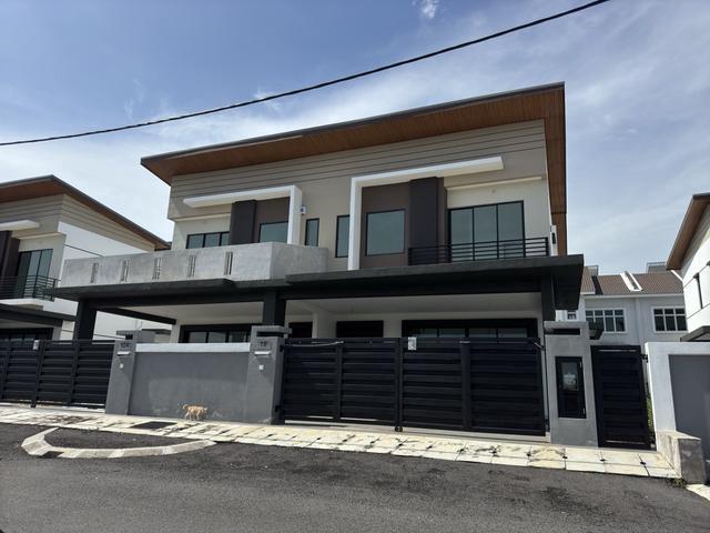 Residential House for sale in Majlis Bandaraya Ipoh, Kinta