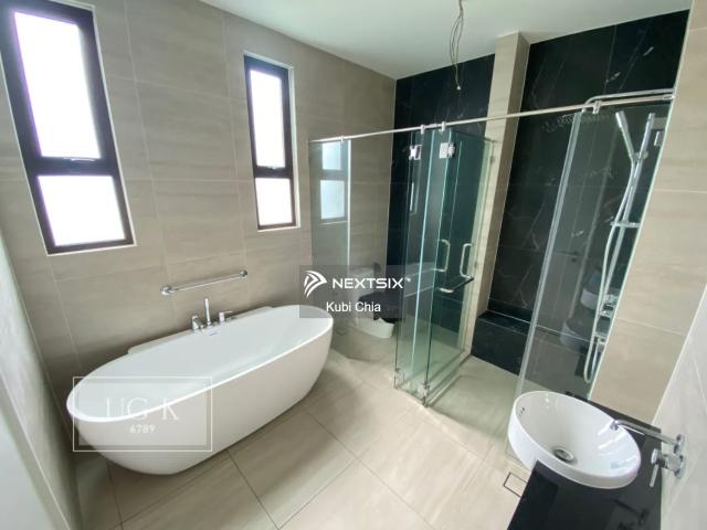 Residential House for sale in Country Heights Damansara, Kuala Lumpur