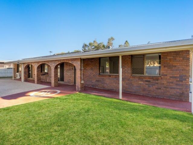 House for sale in Park Avenue