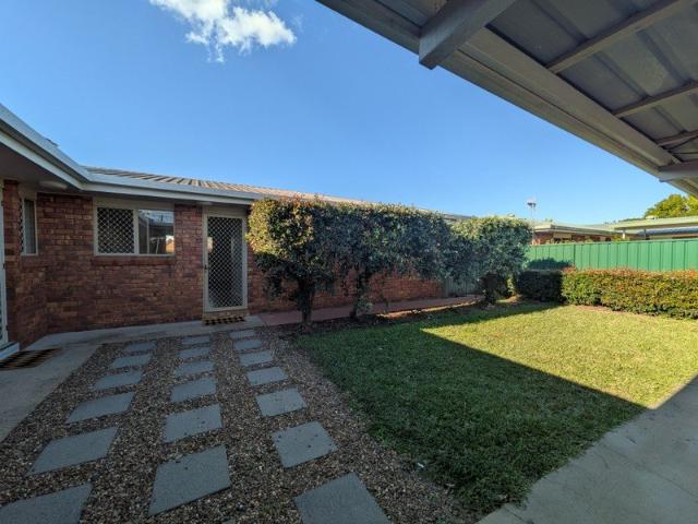 Apartment for rent in Granville, Queensland
