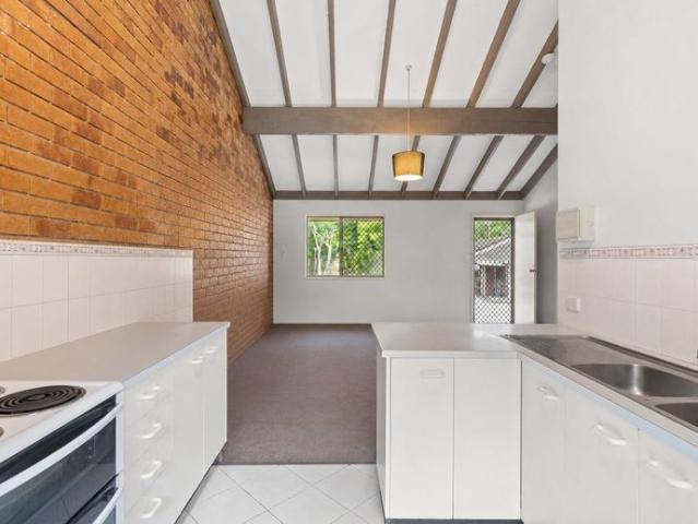 Townhouse for rent in Toombul, Queensland