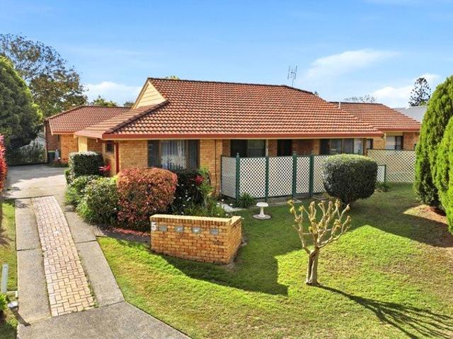 House for sale in Grafton