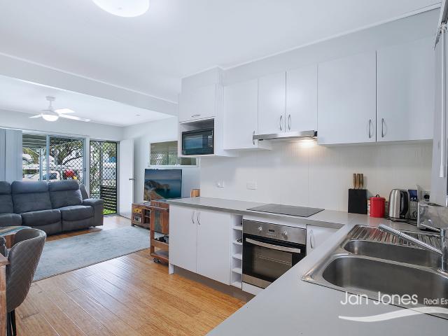 Villa for sale in Toombul, Queensland