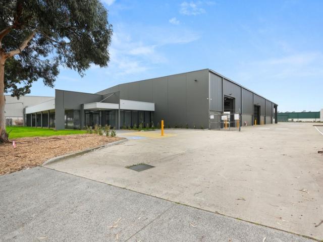 Warehouse for rent in Dandenong South, Melbourne