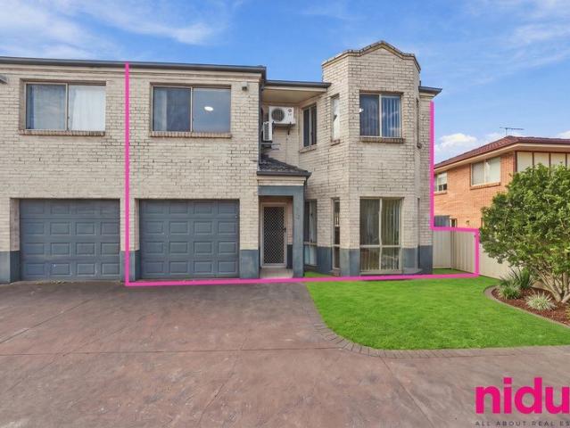 Townhouse for sale in Rooty Hill, Sydney