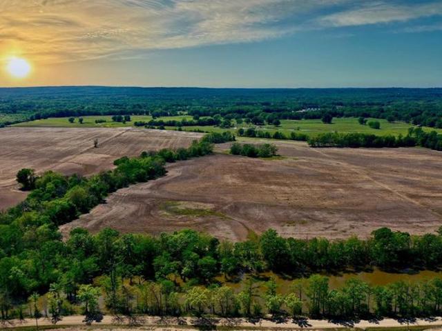 Farm for sale in Ark
