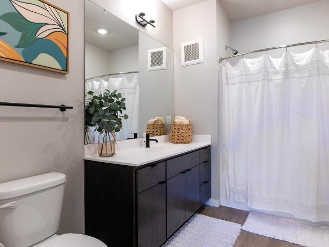 Apartment for rent in Hennepin, Minnesota
