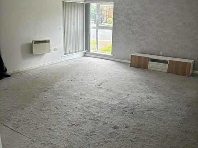 Apartment for rent in Garston, Liverpool