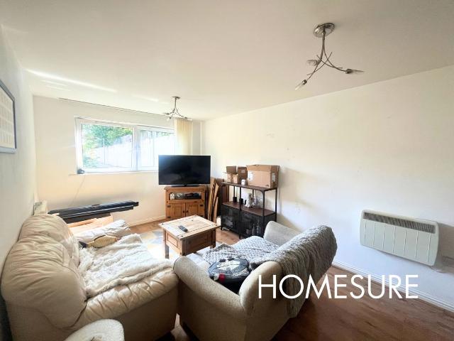 Apartment for rent in Garston, Calderstones