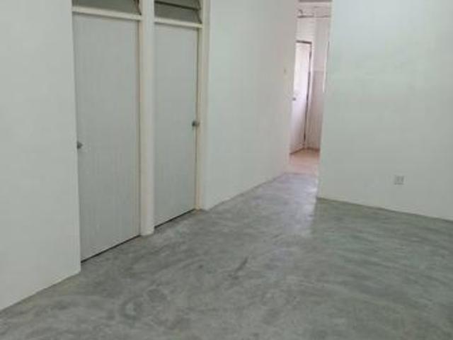 Flat for sale in Langat, Selangor