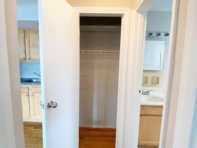 Apartment for rent in Roselawn, Ohio