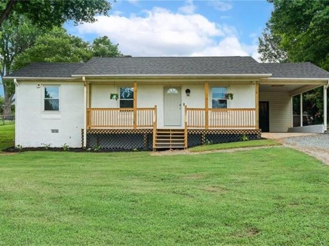 House for sale in Davidson, North Carolina