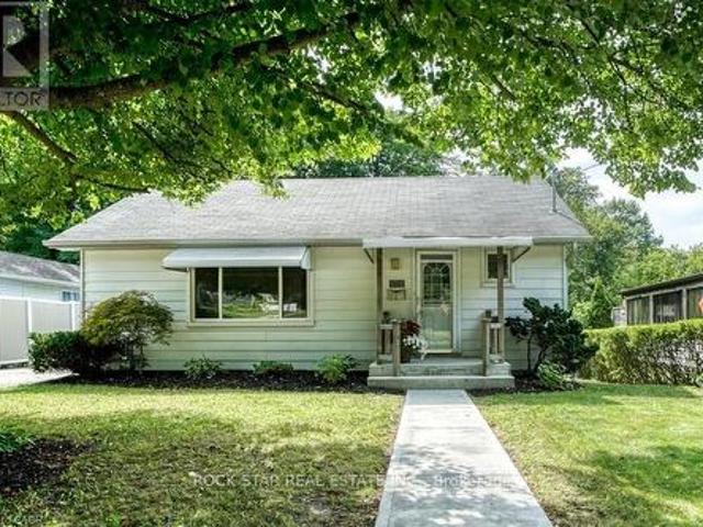 House for rent in Cambridge, Ontario