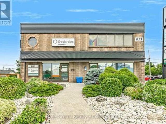 Commercial for rent in Woodstock, Ontario