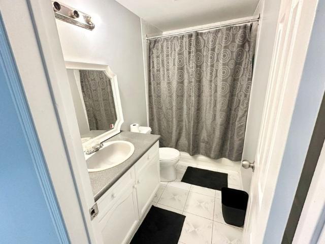 House for rent in Brampton, Golden Horseshoe