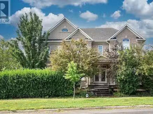 House for rent in Burlington, Ontario