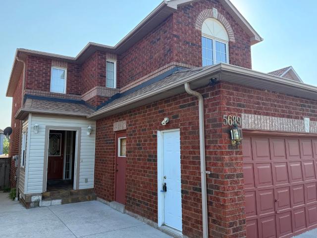 House for rent in Meadowvale South, Mississauga