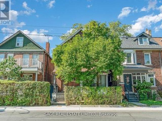 House for rent in University—Rosedale, Toronto
