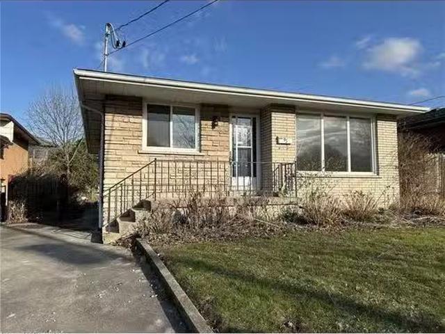 House for rent in Ancaster, Ontario