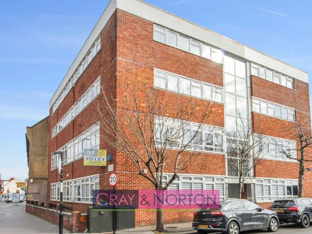 Apartment for rent in London Borough of Croydon, Greater London
