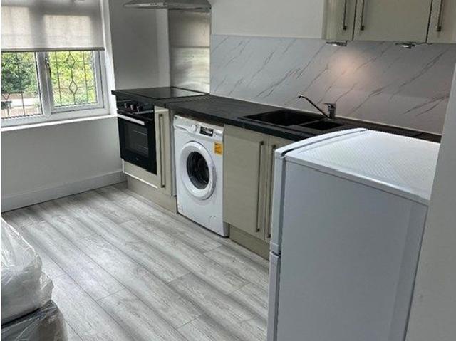 Studio for rent in London Borough of Croydon, Addiscombe