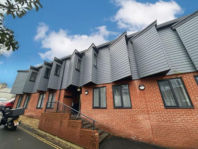 Studio for rent in Watergate, Devon