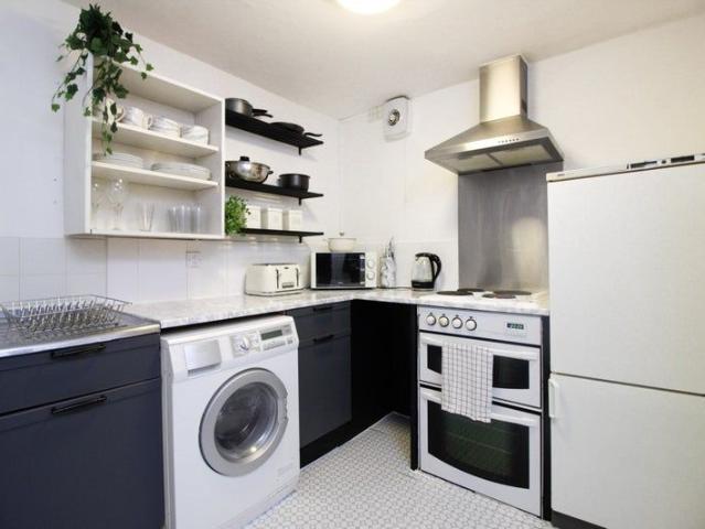 House for rent in The Polygon, City Of Southampton