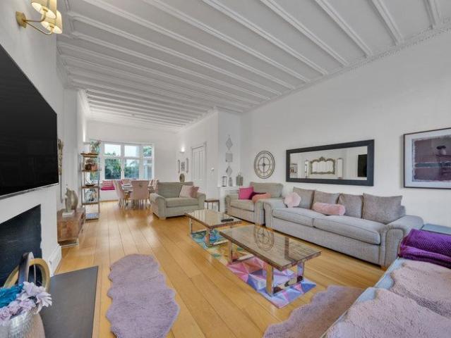 Apartment for rent in Belgravia, Isle Of Man