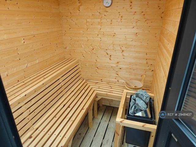 House for rent in Aldrington