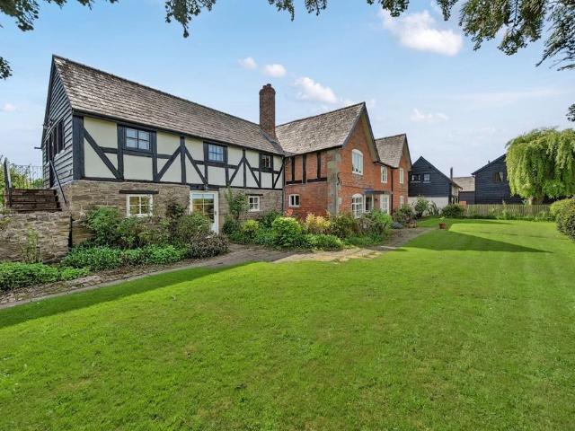 House for rent in Tillington Common