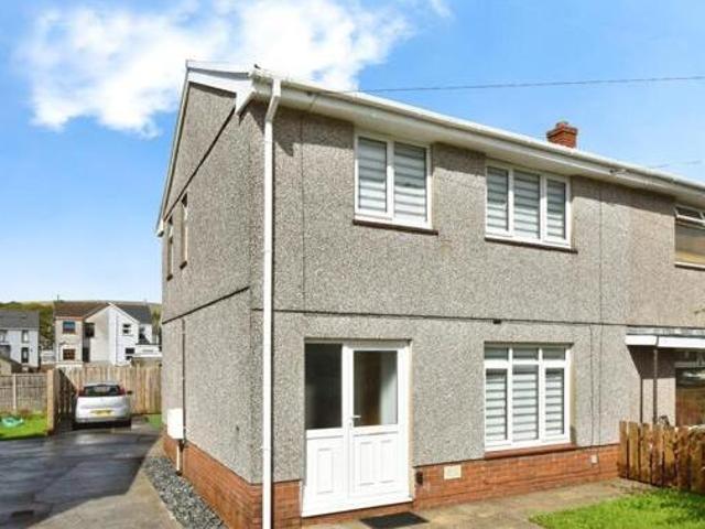 House for sale in Ammanford, Wales