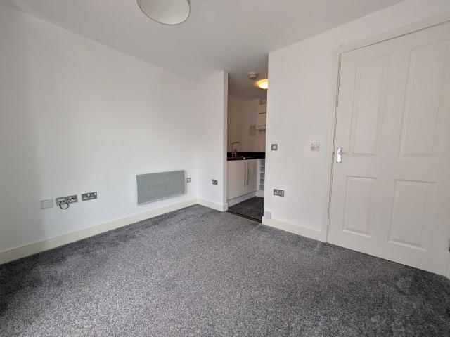 Apartment for rent in Eastern Docks, Southampton