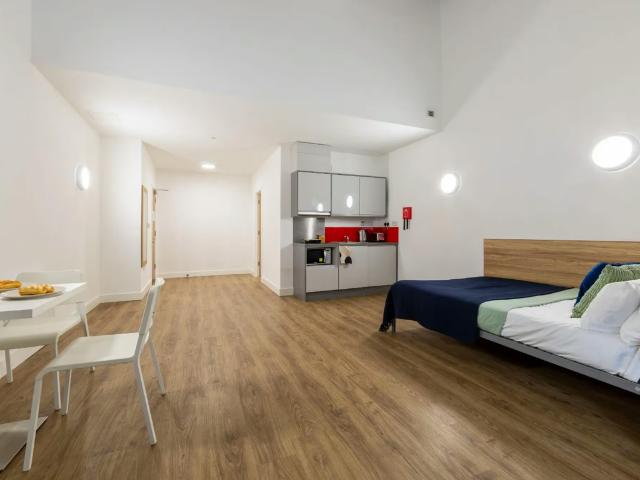 Apartment for rent in First Street, Manchester