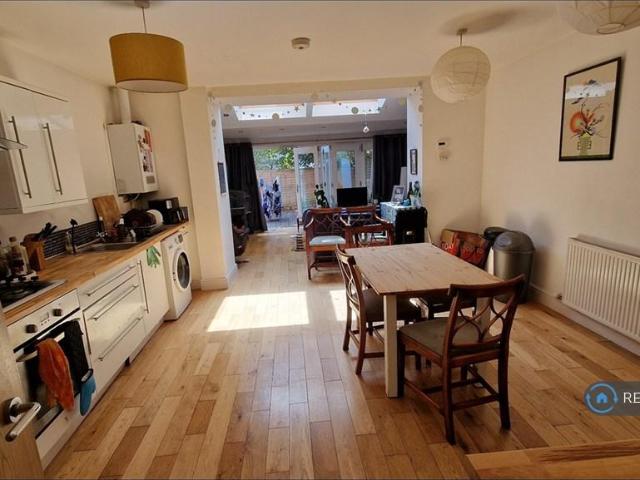 Apartment for rent in Feckenham, City Of Bristol