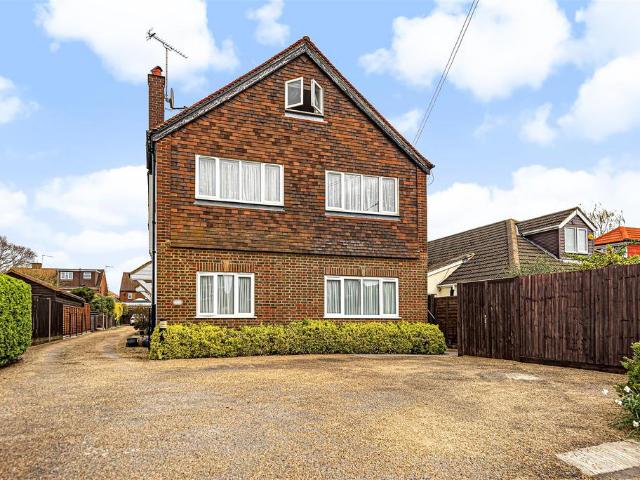 Apartment for rent in Cippenham, Slough