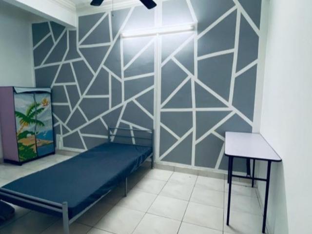 Room for rent in Petaling, Damansara Damai