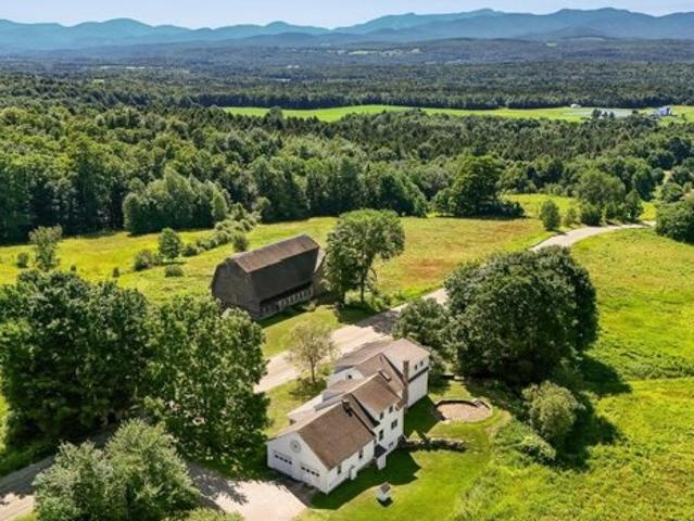 House for sale in Lake Elmore, Vermont