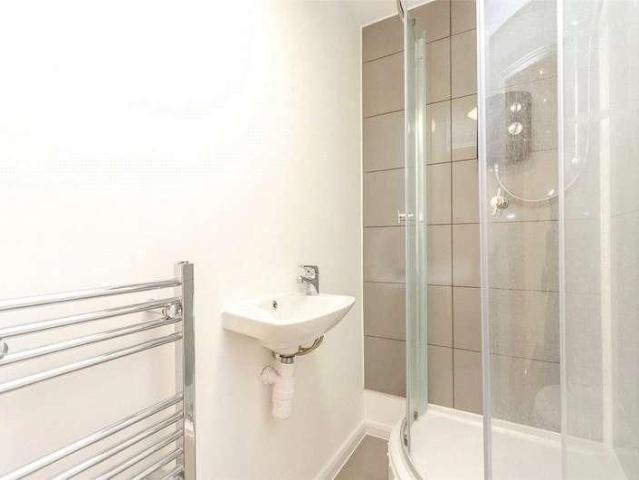 Studio for rent in Midway, Kent