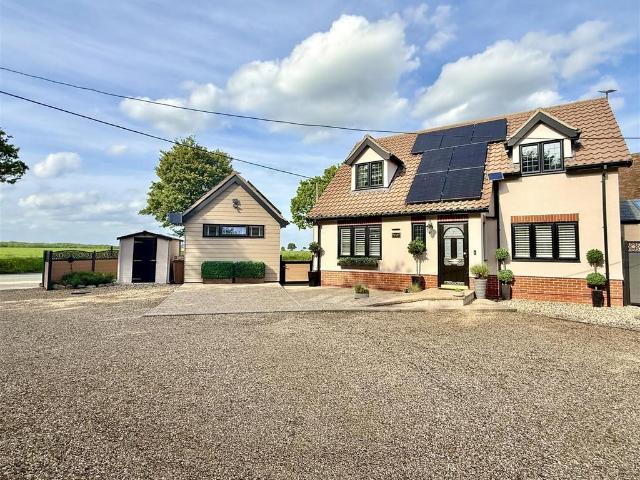 House for rent in Barking Tye, Bedingfield
