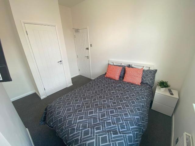Room for rent in Hillfields, West Midlands
