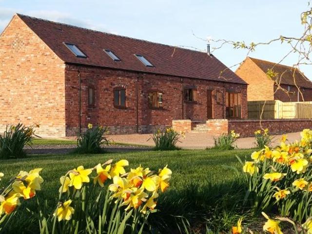 House for rent in Hanbury, Crookhill
