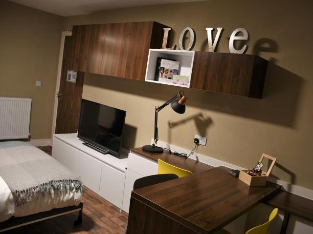 Studio for rent in Islington, Calderstones