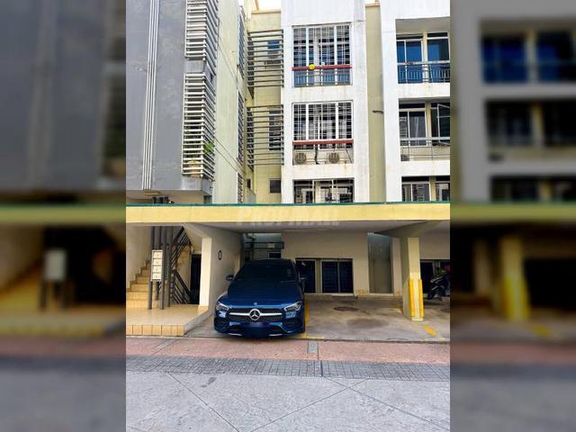 Townhouse for sale in Tanjong Sepat, Selangor