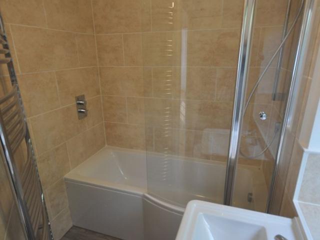 House for rent in Knaphill, Woking