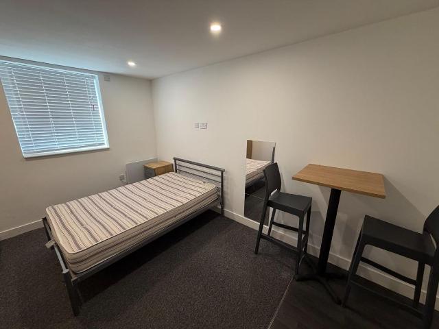 Apartment for rent in Spon End, West Midlands